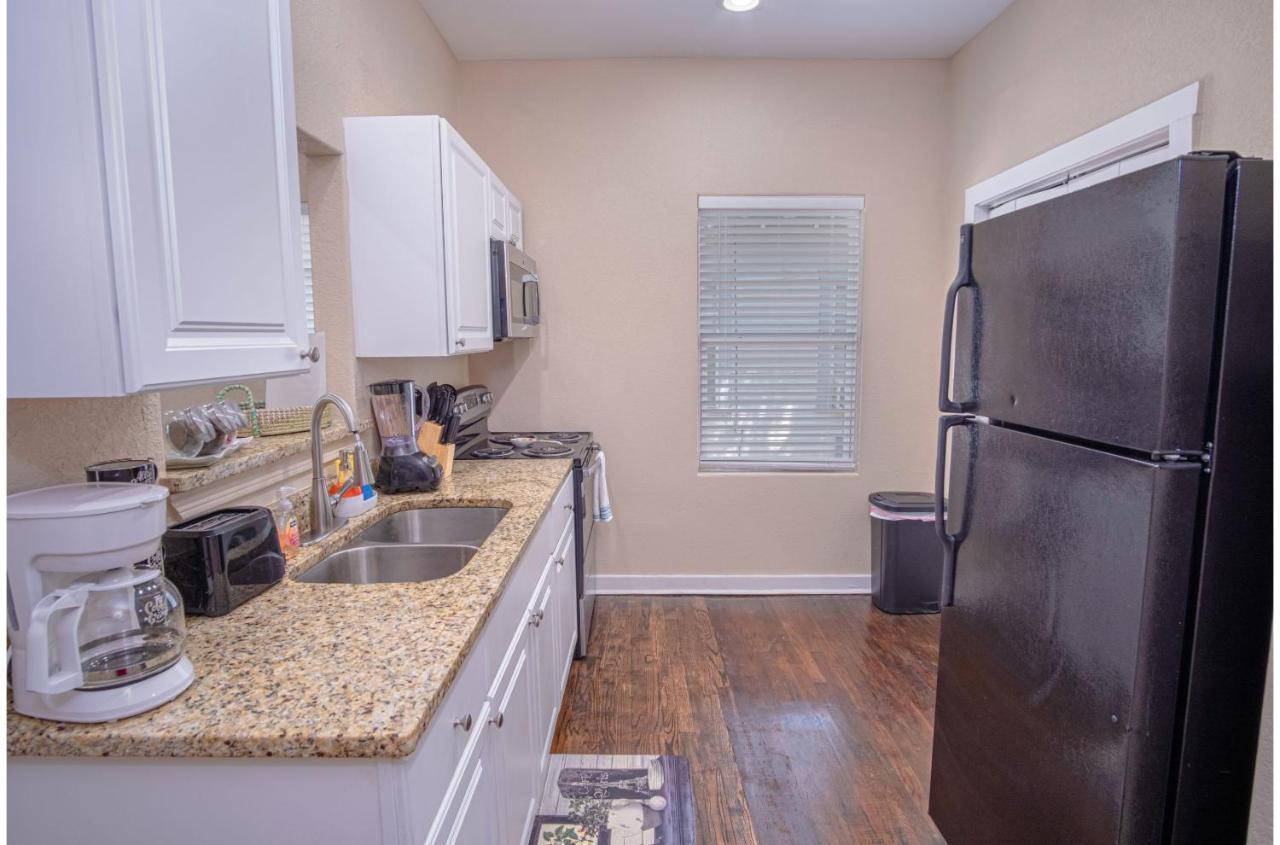 Appartement Fabulous Newly Renovated 1Br1Ba Near Downtown à San Antonio Extérieur photo